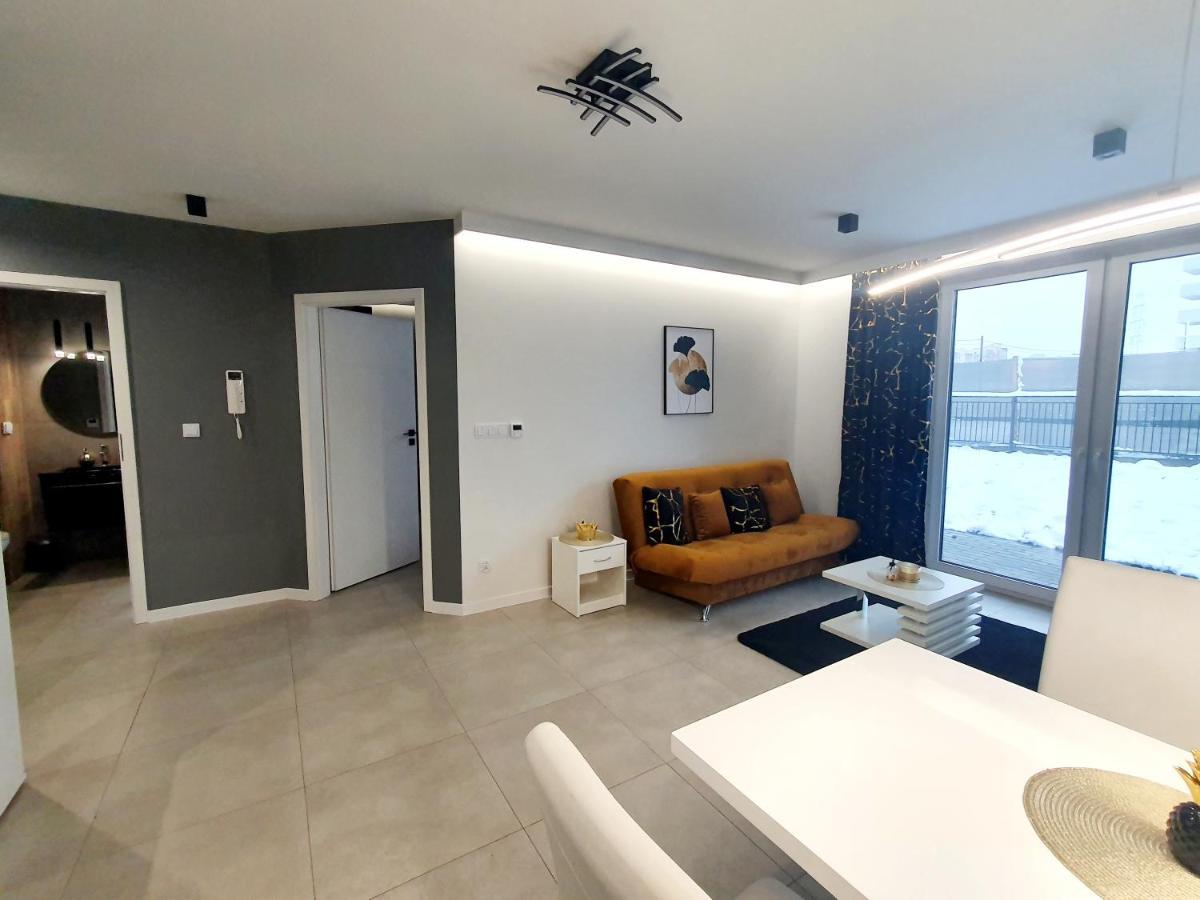 Konopnickiej 88 Cosy Apartment ซอสนอวีแยตส์ ภายนอก รูปภาพ